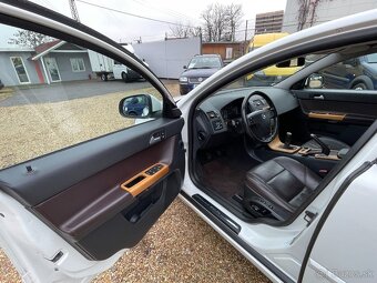 Volvo V50, 1.6D 80kWKŮŽEVÝHŘEVHANDSFRE - 9