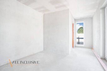 ALL INCLUSIVE | NA PREDAJ 4-IZBOVÝ ROD. DOM-DVOJDOM, BLATNÁ - 9