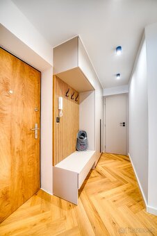 Kompletne zariadený 2 izbový byt v širšom centre. - 9
