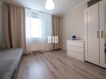 REZERVOVANÉ - Slnečný 3 izbový byt s balkónom - klíma + kot - 9