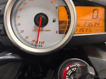Kawasaki Z 1000 - 9