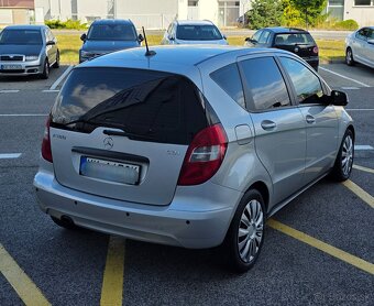 Mercedes A180 - 9