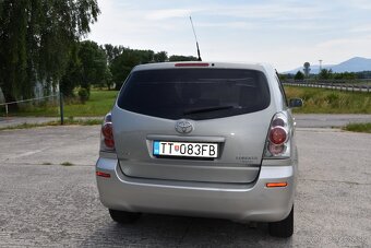 Toyota Corolla Verso 2.0 D-4D Base - 9