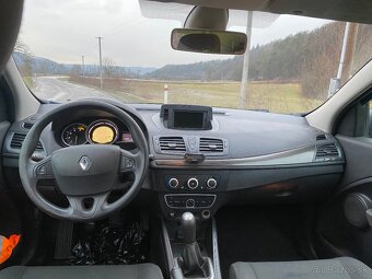 Renault megan III grandtour - 9