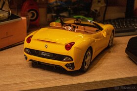 Ferrari na diaľkové ovládanie - 9
