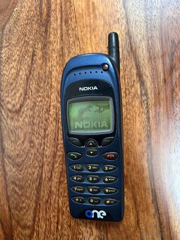 Nokia vintage mobily a legendarne manažérske na predaj - 9