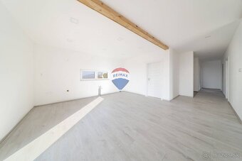 Na predaj: Takmer pasívny rodinný dom v prestížnej lokalite - 9