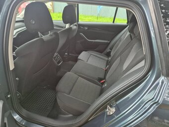 Škoda Octavia Combi 2.0 TDI SCR Style DSG - 9