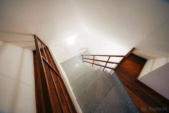 Realitná kancelária RE/MAX ponúka na prenájom novozrekonštru - 9