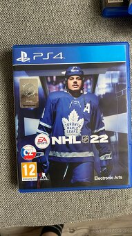 Playstation 4 - 9
