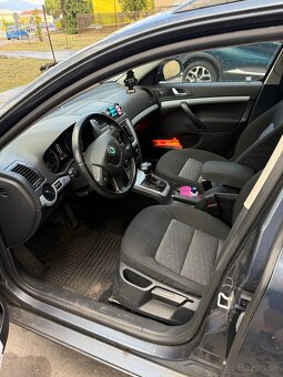 Škoda Octavia Combi 1.4 TSI Ambiente DSG - 9