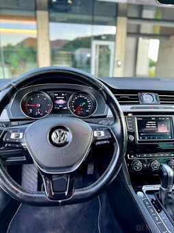 VW Passat 2.0 TDI 140Kw, 4x4, DSG, R-Line - 9