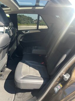 ML350, Rok 2015 - Zadreta kluka, pokazene olejove cerp. - 9