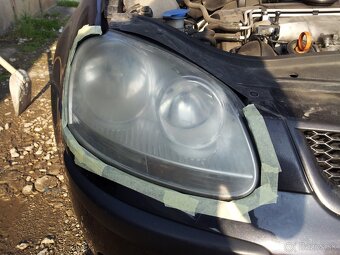 Leštenie svetlometov za 12€ / obe svetlá - 9