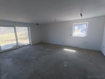 Novostavba 4 izb.rod.domu,809 m2 - Budatinska Lehota, KNM - 9