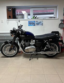 TRIUMPH Bonneville 1200 T120 Stealth Edition - 9