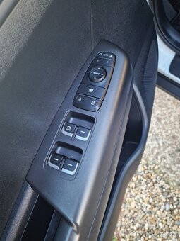 Kia Sportage 1.6 CRDi 136K Gold 4WD A/T7 SR 1majiteľ v origi - 9