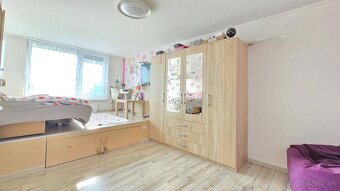 PINK Reality - Štýlový 3-izbový byt s garážou a záhradou v s - 9