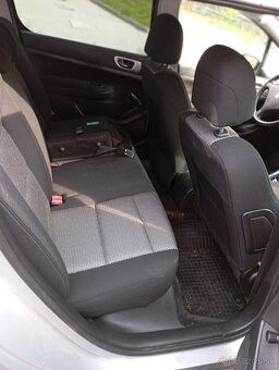 Peugeot 307 benzín - 9