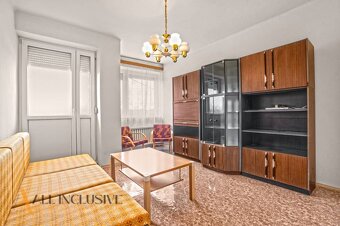 ALL INCLUSIVE | NA PREDAJ 7-IZBOVÝ POSCHODOVÝ RODINNÝ DOM V - 9