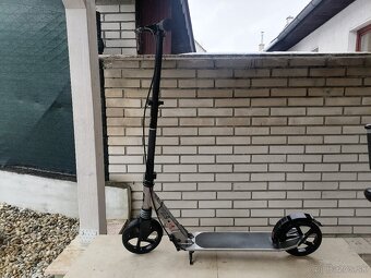 Kolobežka 2 kusy - 9