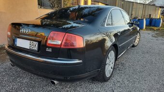 AUDI A8 Long V8-4,2 benzín 246KW - 9