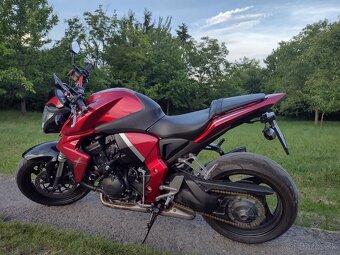 Predám Honda CB 1000r Xtreme - 9