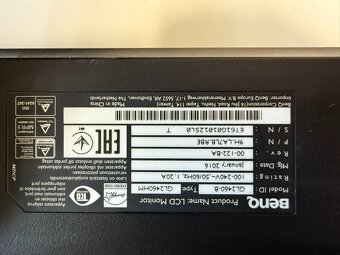 Predám 4ks LCD Monitorov Benq veľmi zachovalé Cena spolu 4 - 9