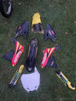 Suzuki rmz450 - 9