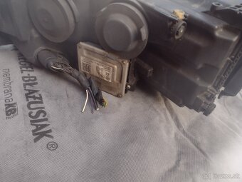 Audi A6 c7 pravý bixenon DEPO s jednotkama a vybojkou - 9