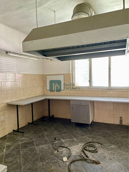 Predaj rodinný dom širšie centrum Nitra - 9