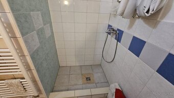 VIVAREAL REZERVOVANÉ VEĽKÝ 5 izbový RD, pozemok až 1439 m2 - 9