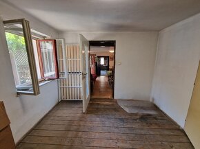 Sereď centrum- 3 izb.RD na 359 m2 pozemku na predaj - 9