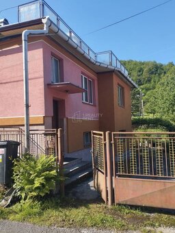 Predaj: RD v pôvodnom stave so záhradou a garážou v Divinke- - 9