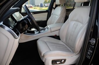 BMW X5 xDrive30d 210 kW (2021) - 9