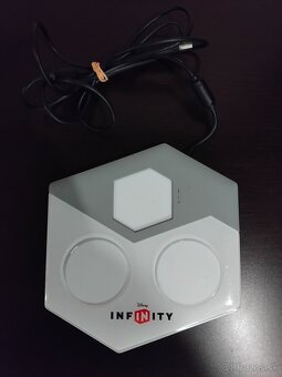 Disney Infinity pre Wii – Portál + Hra + 17 figúrok + karty - 9