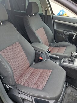 Škoda Octavia combi 1.8 tsi benzín r.v. 2010 - 9