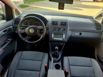 Volkswagen touran - 9