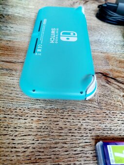 Nintendo Switch Lite - 9