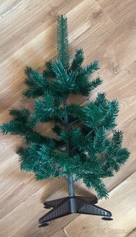 Predám retro umelý vianočný stromček - 9