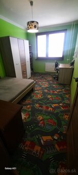 Ponúkam na predaj 3 izbový byt s garážou v Hurbanove - 9