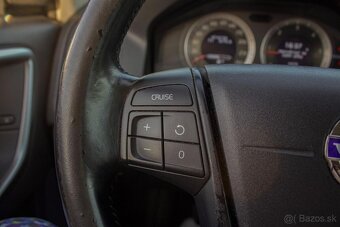 Volvo XC60 D5 (151kW) AWD Kinetic - 9