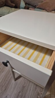 Nočný stolík ikea hemnes - 9