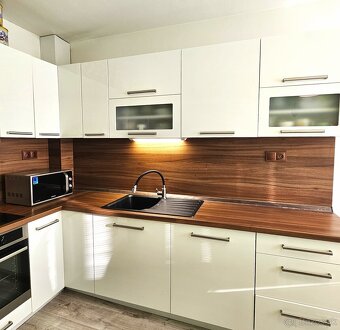 Priestranný 3 izbový svetlý byt, Obrody, Košice - Západ - 9