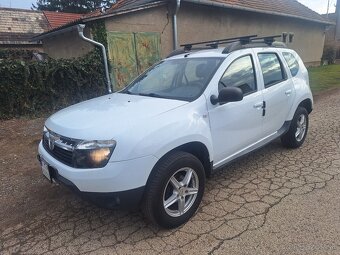 DACIA DUSTER 1,6 BENZÍN 4X4 ROK 2011 - 9