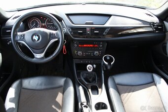 BMW X1 xDrive 18d - 9