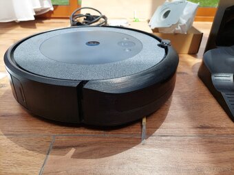 iRobot Roomba i3+ s Clean Base | Príslušenstvo + TOP stav - 9