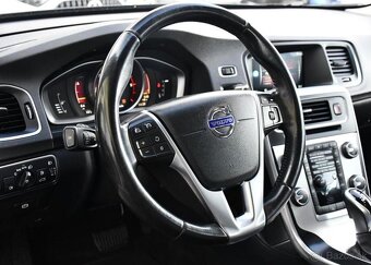 Volvo V60 2,0D NAVI OCEAN RACE 88 kw - 9