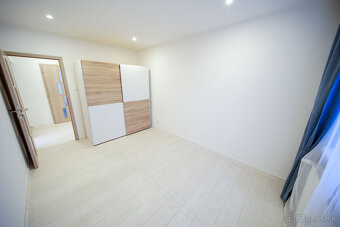 Na predaj 3 izbový byt (77 m²) na 12. p. – KVP, ZOMBOVA - 9