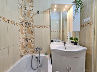3-izb TEHLOVÝ byt (65m²) s krásnymi parketami / Rastislavova - 9